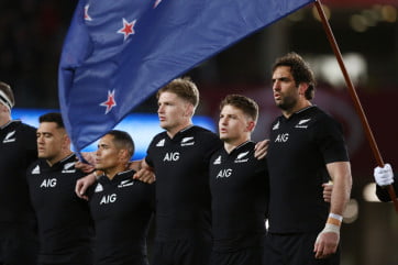 The All Blacks rugby team singing the New Zealand national anthem.